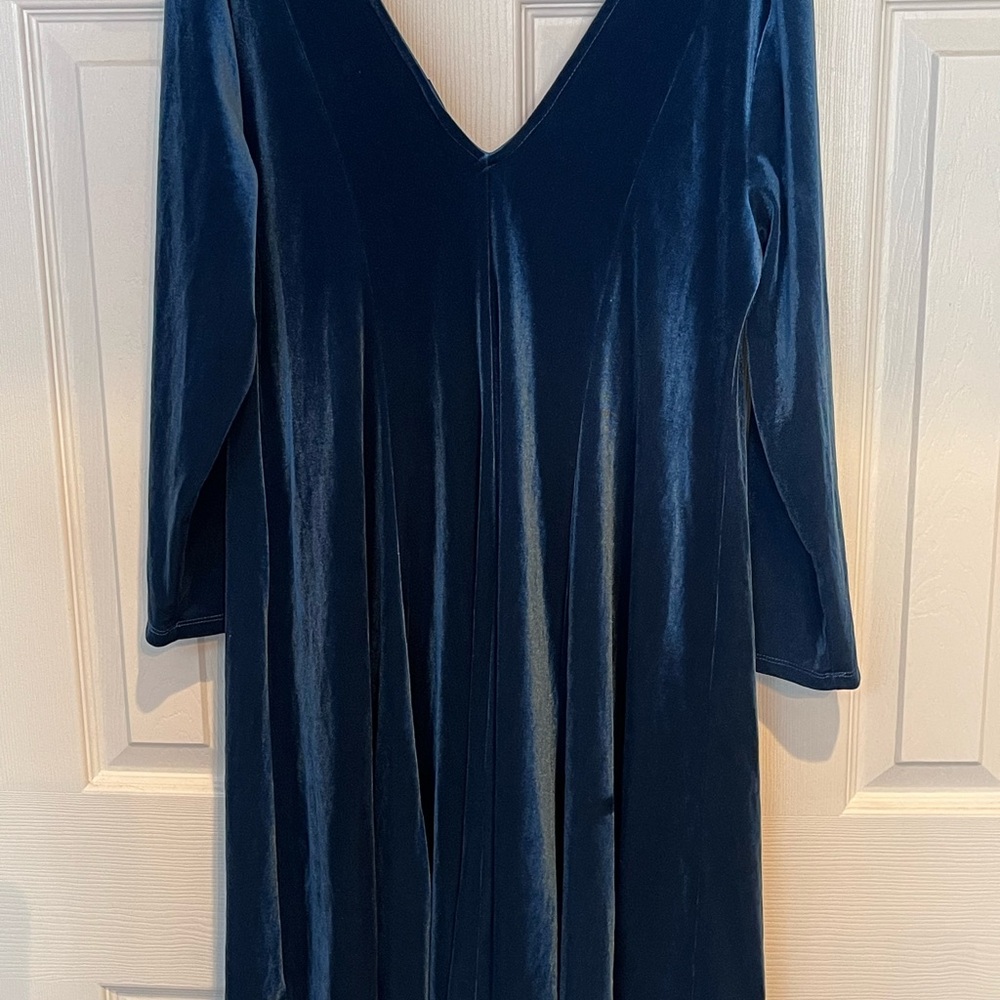Torrid Peacock Blue Long Sleeve V-Neck Cocktail Gown